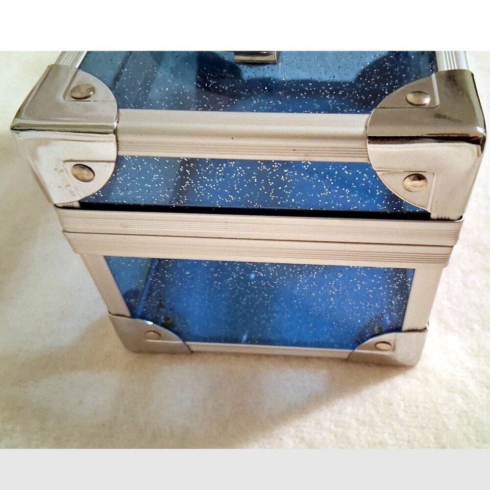 Storage Box, Blue Glitter Design, 7" x 4.5" x 4.5", Vintage Caboodles - Picture 4 of 10